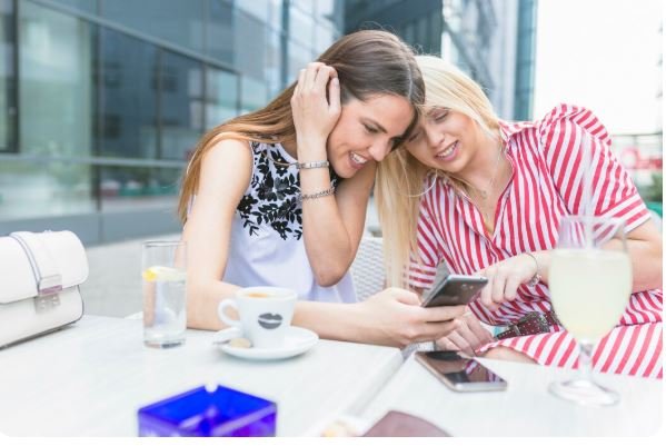 Stay Connected 24/7: The Ultimate Social Media Guide with Bakcell Daily Packages