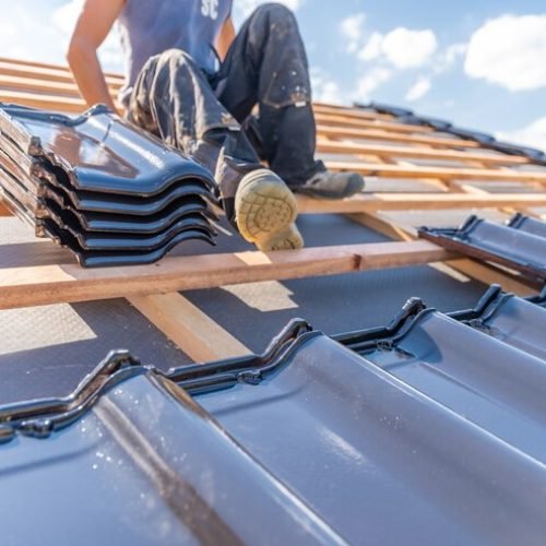 2 Roofing Options for Commercial Buildings